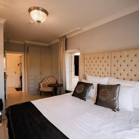 & Holiday park 4*